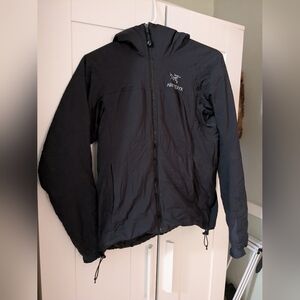 Arc'teryx Atom hoodie EUC